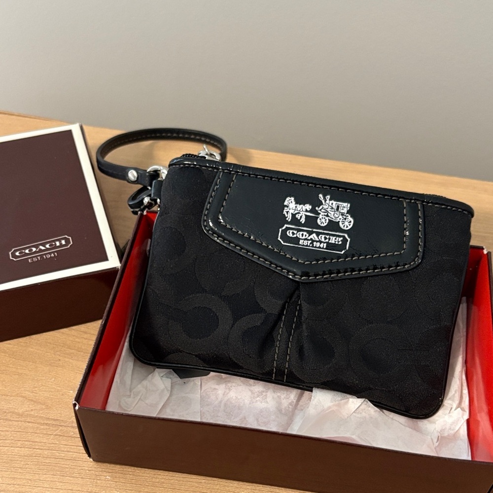 Coach Signature Black Wrislet